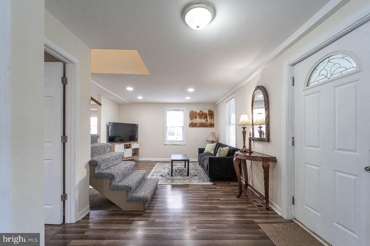 8033 EDGEWATER AVENUE