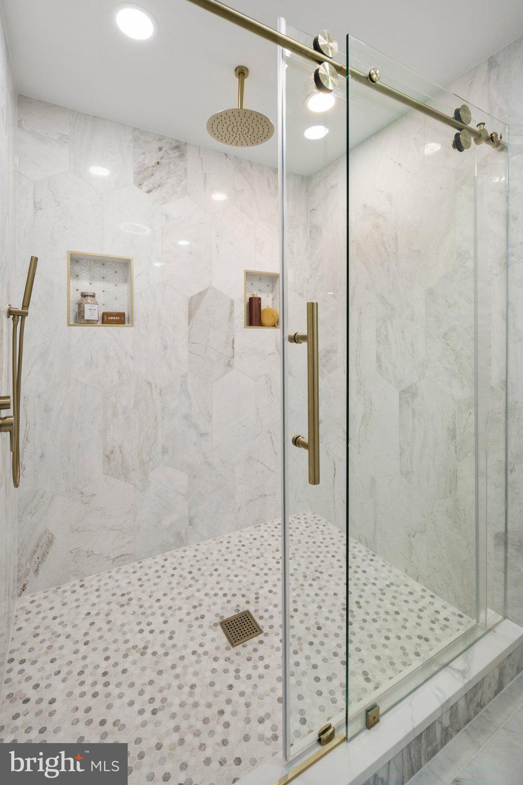 NANTUCKET - Residential