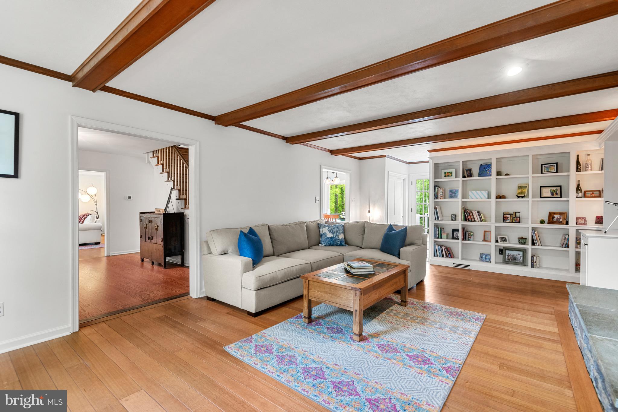 BUTTONWOOD FARMS - Residential