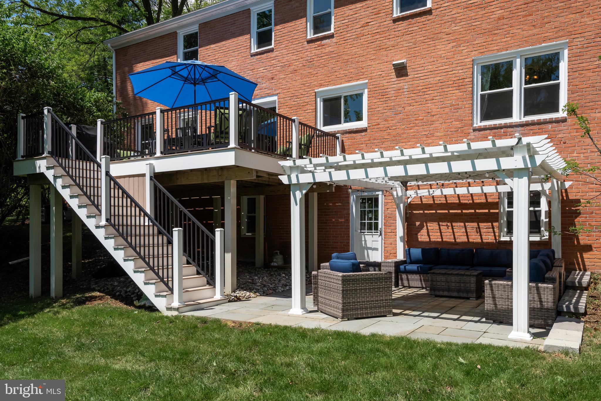 BUTTONWOOD FARMS - Residential