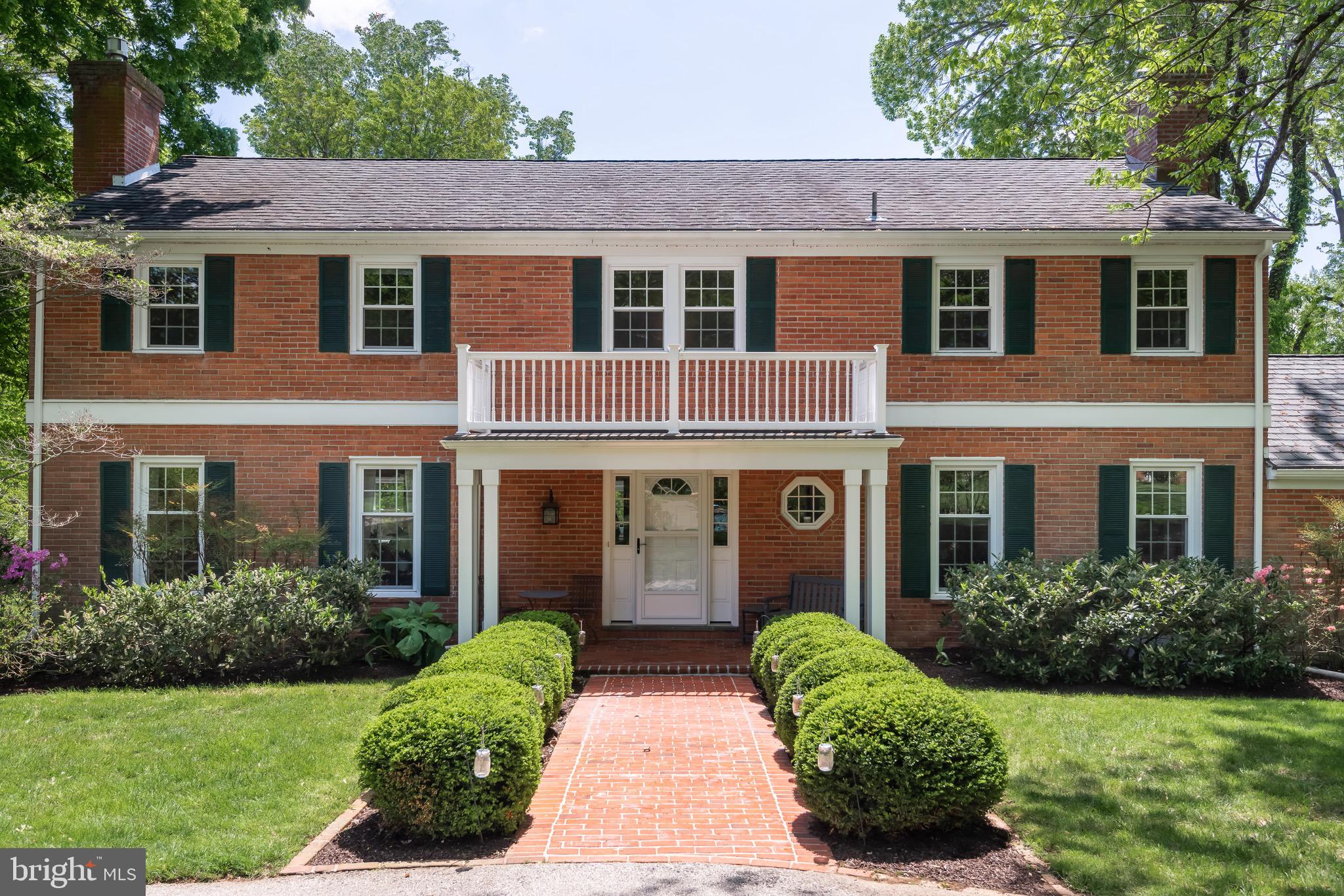 BUTTONWOOD FARMS - Residential