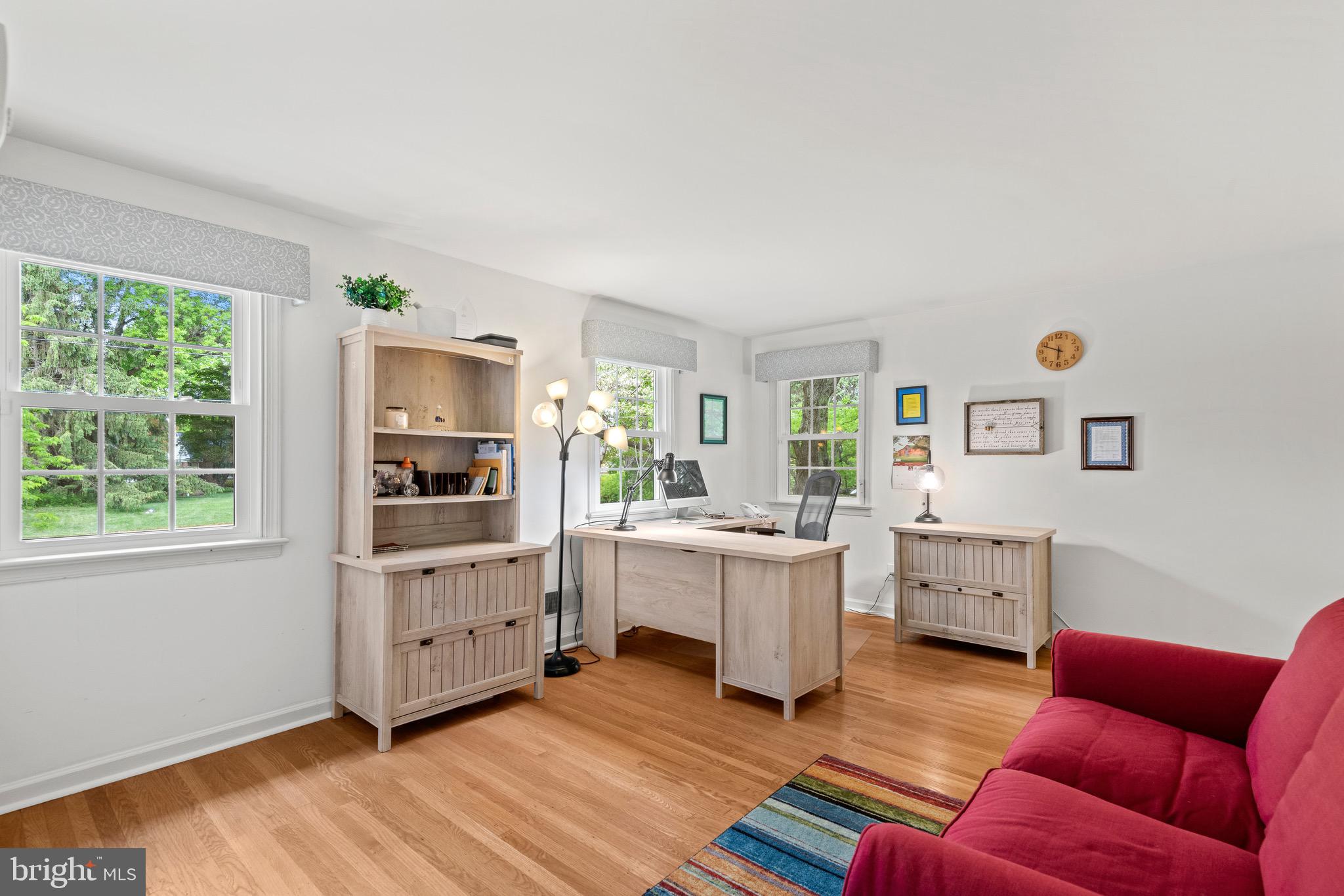 BUTTONWOOD FARMS - Residential