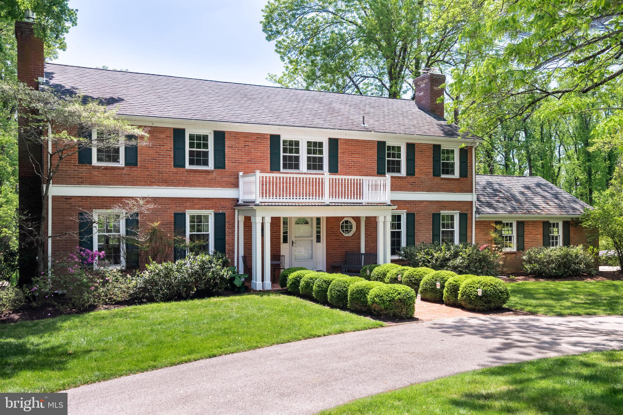 BUTTONWOOD FARMS - Residential