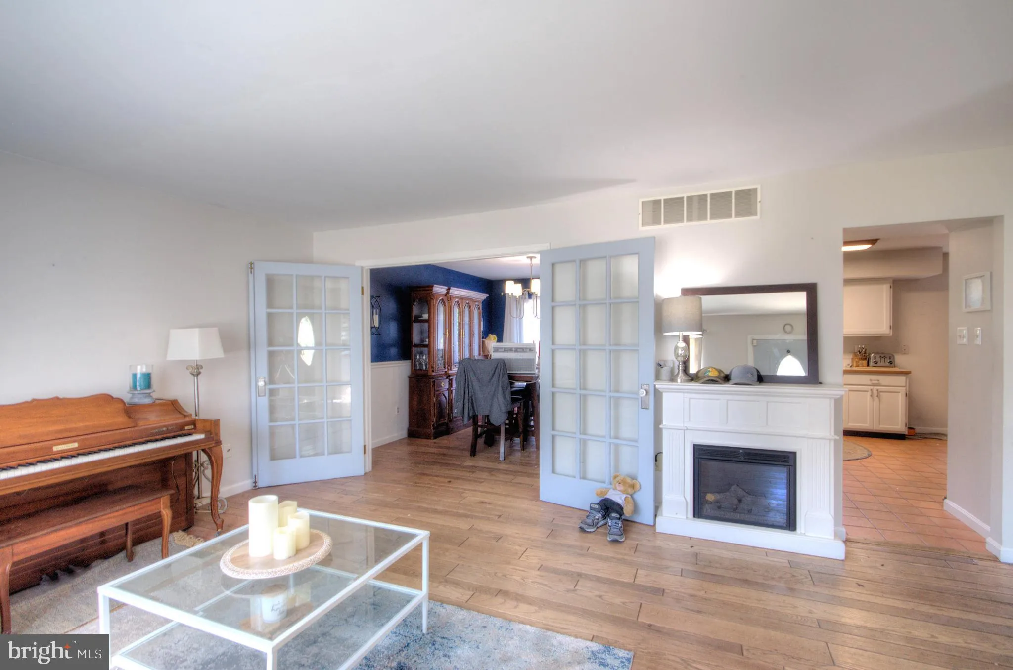 Pedricktown, New Jersey 08067, United States, 3 Bedrooms Bedrooms, ,3 BathroomsBathrooms,Residential,Active,189766