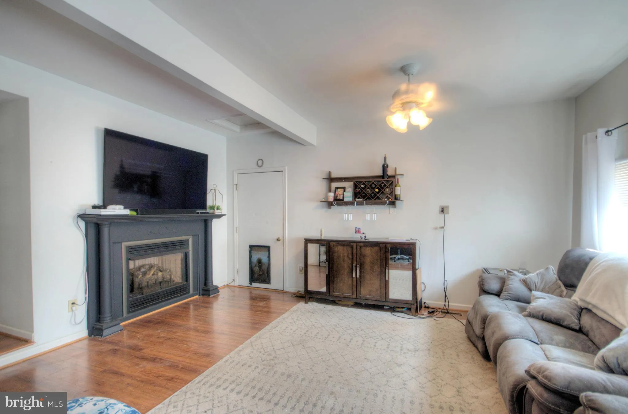 Pedricktown, New Jersey 08067, United States, 3 Bedrooms Bedrooms, ,3 BathroomsBathrooms,Residential,Active,189766