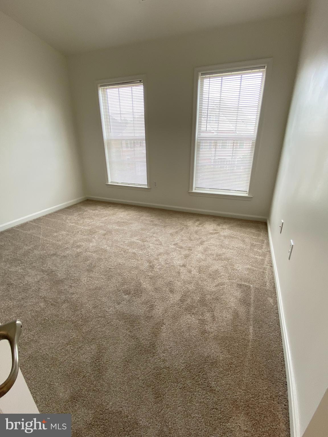 SULLY MANOR - Residential Lease