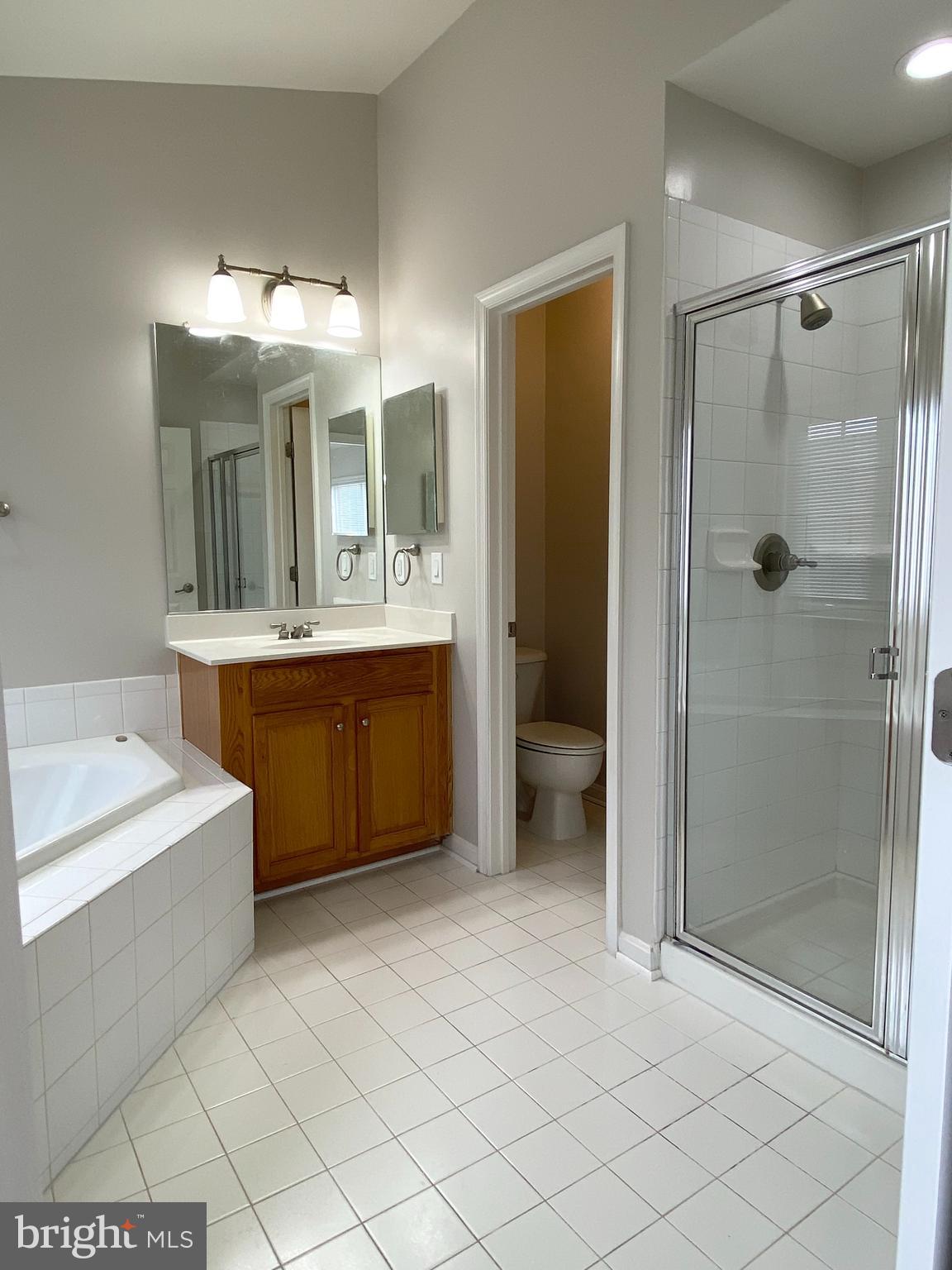 SULLY MANOR - Residential Lease