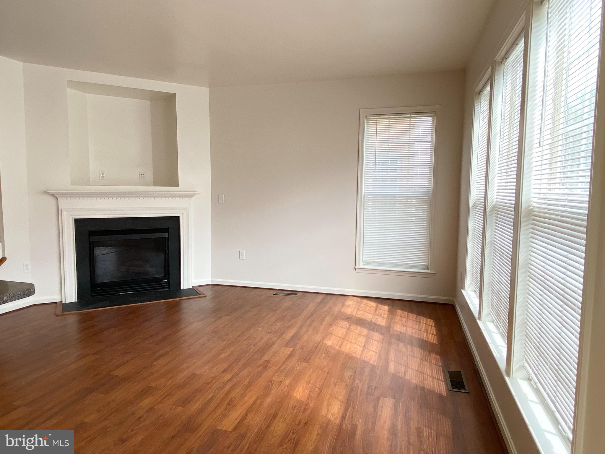 SULLY MANOR - Residential Lease