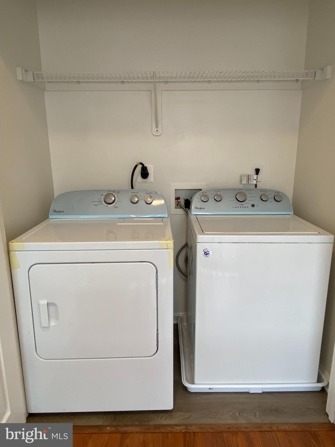 SULLY MANOR - Residential Lease