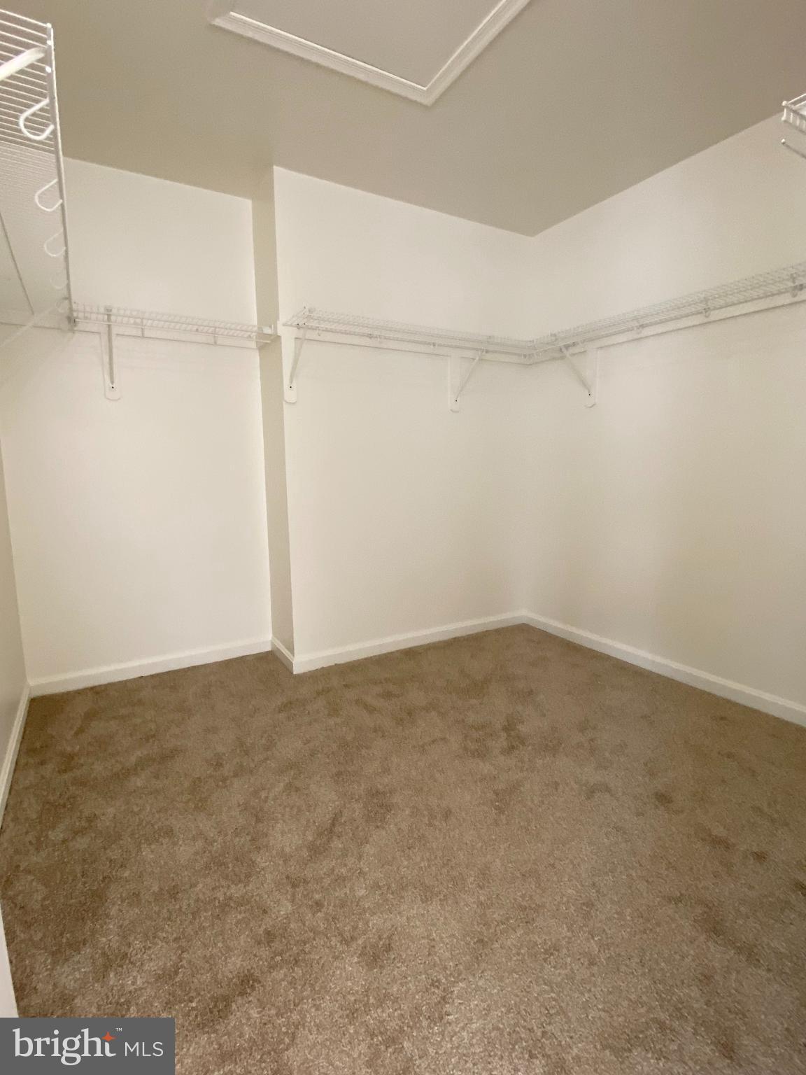 SULLY MANOR - Residential Lease