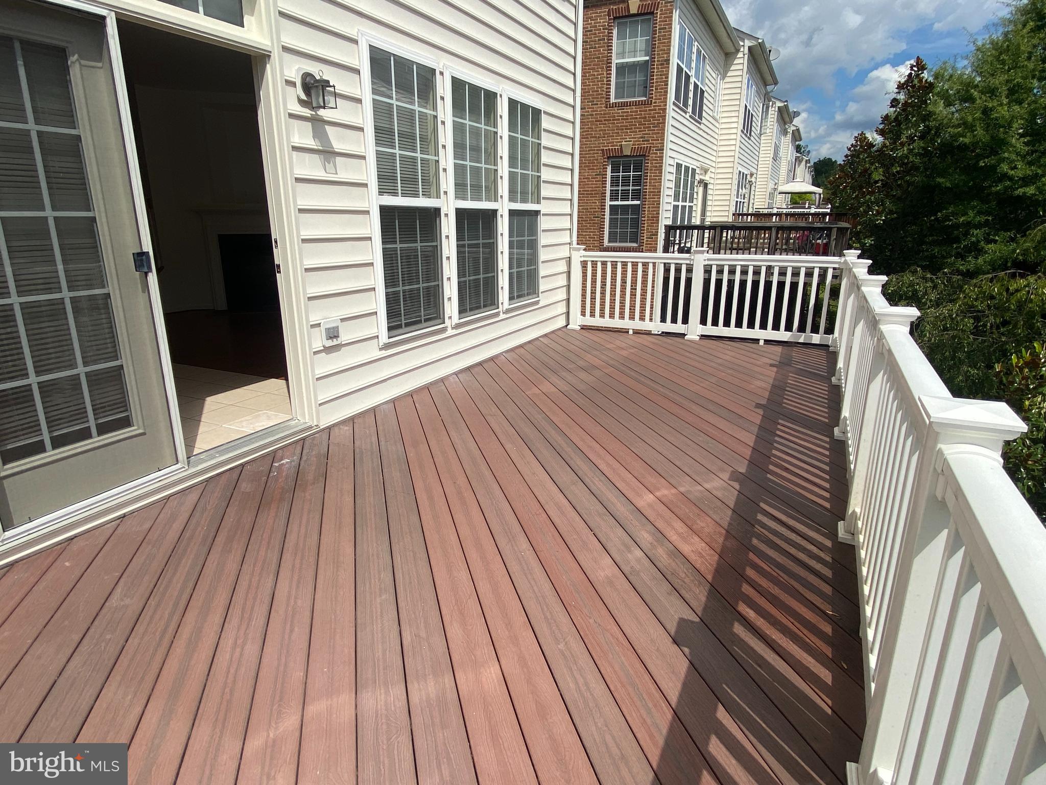 SULLY MANOR - Residential Lease