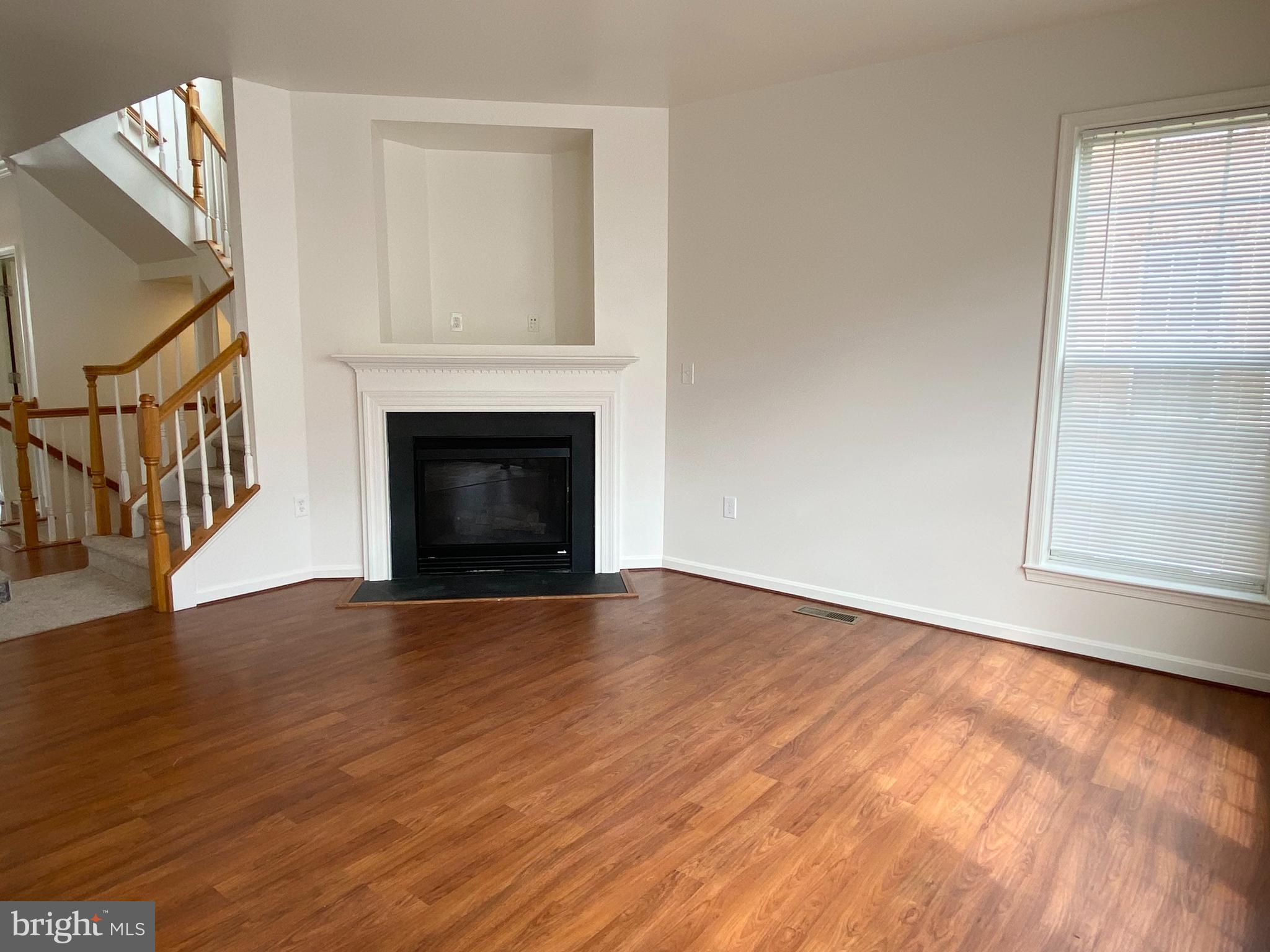 SULLY MANOR - Residential Lease