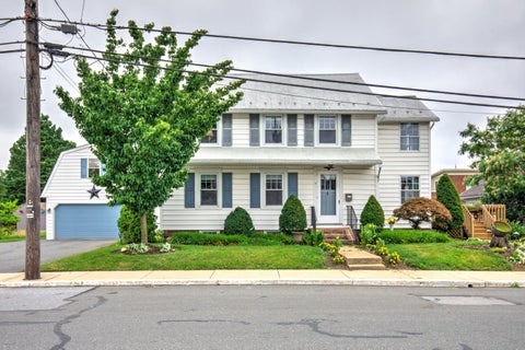 Photo of 15 N Custer Avenue, NEW HOLLAND, PA 17557 (MLS # PALA2091066)