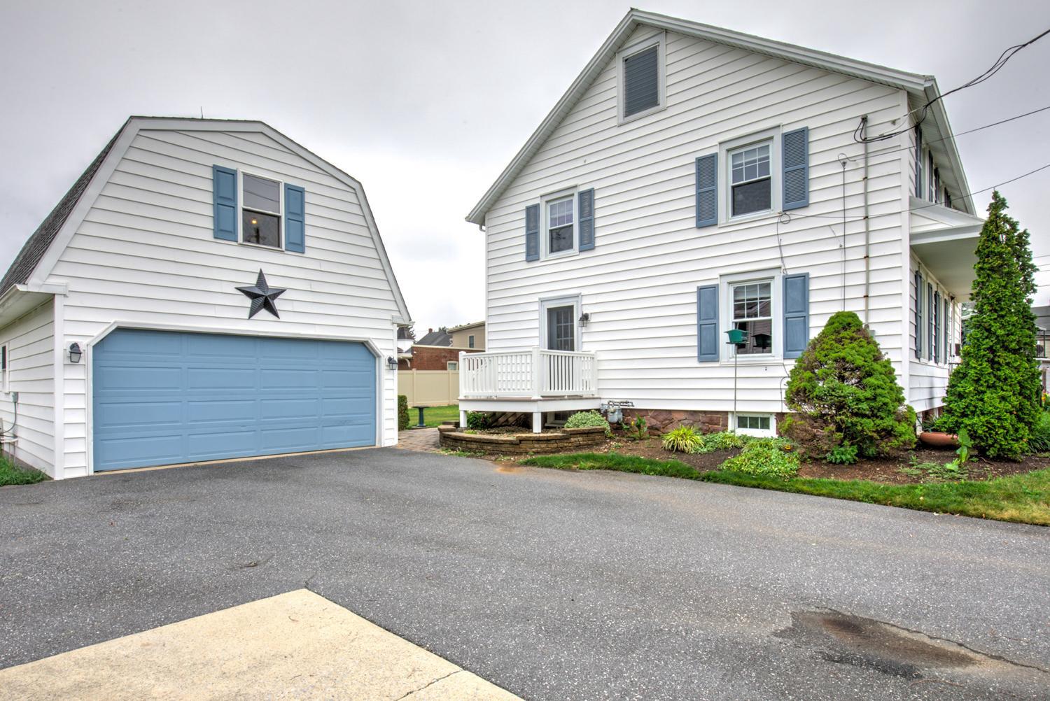 15 N CUSTER AVENUE