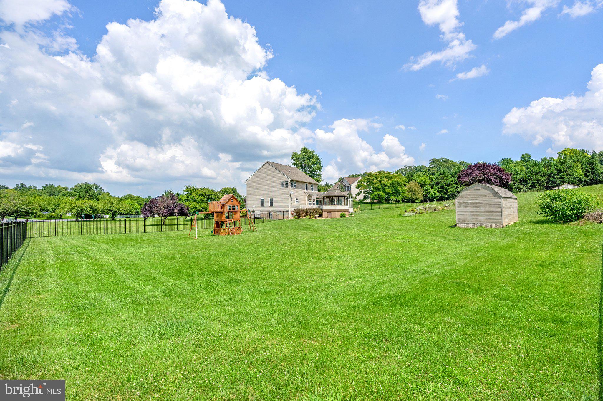 HARLAN RUN - Residential