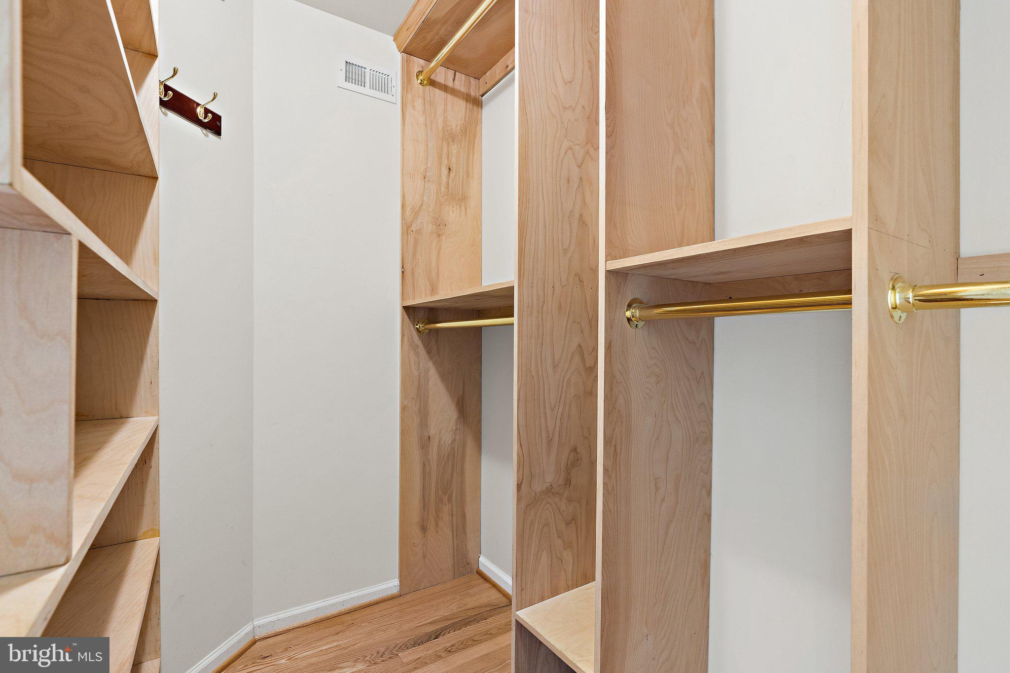 HARLAN RUN - Residential