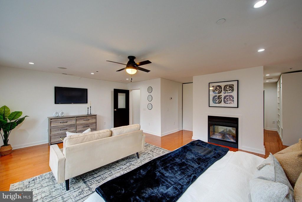 Photo of 1426 Kenilworth Street, PHILADELPHIA, PA 19146 (MLS # PAPH2488250)