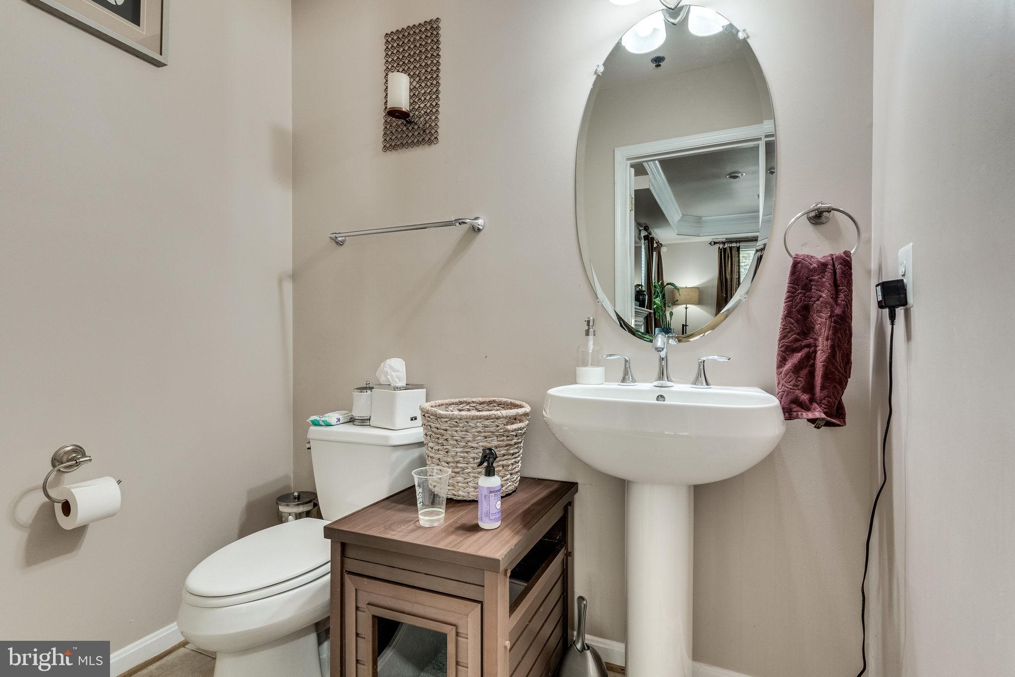 GROVETON WOODS - Residential