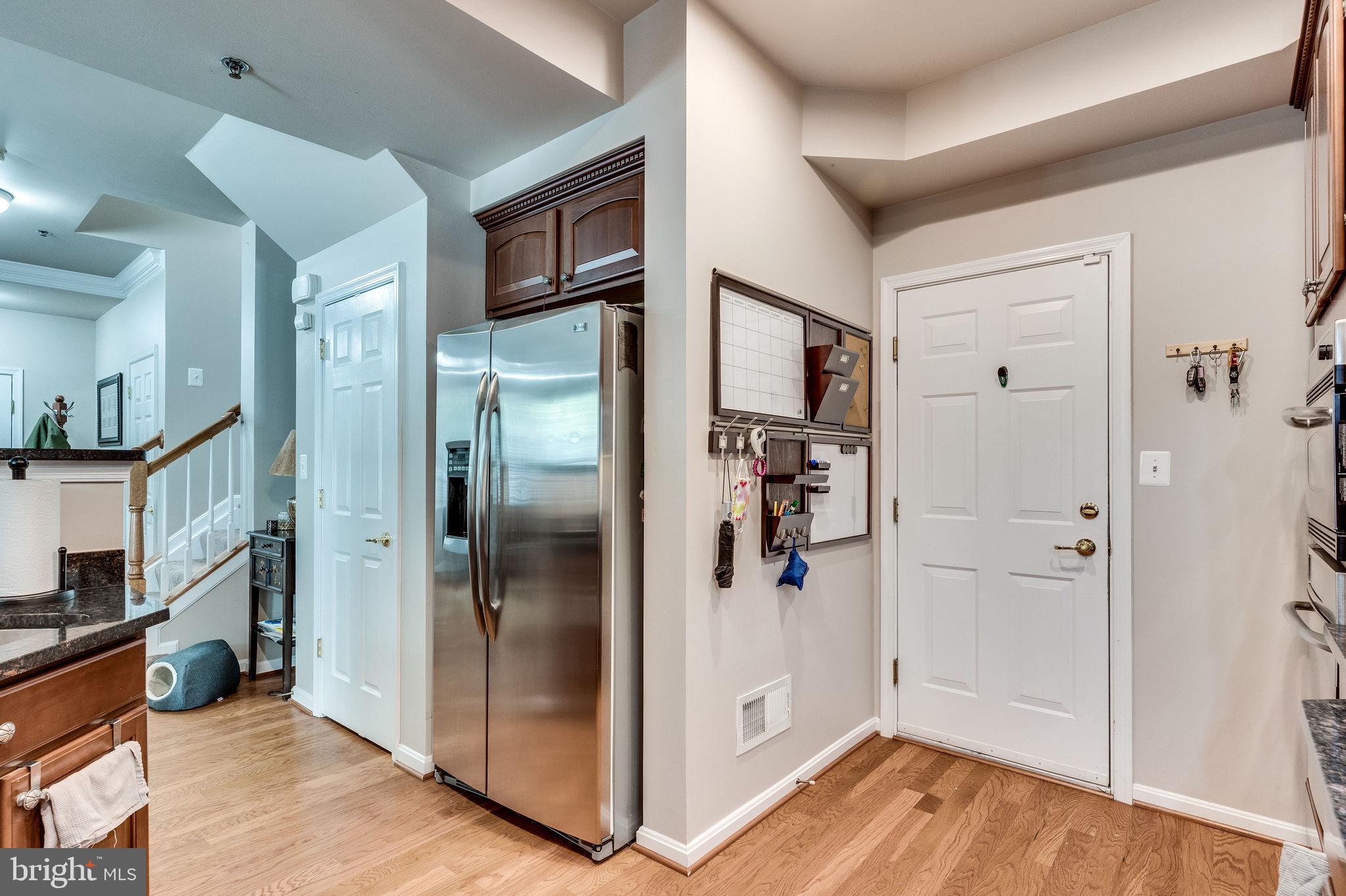 GROVETON WOODS - Residential