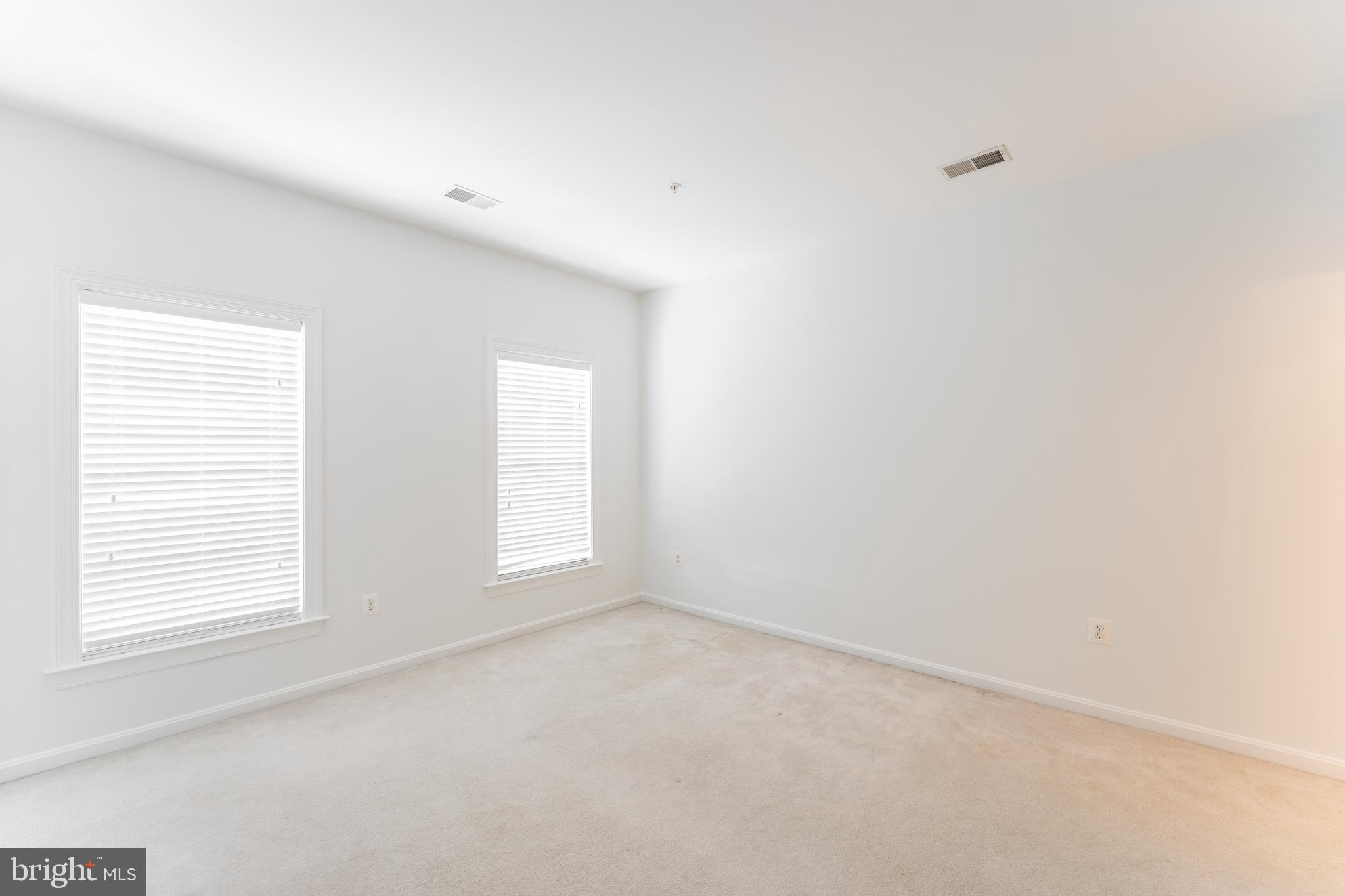 HEARTHSTONE COURTS - Residential