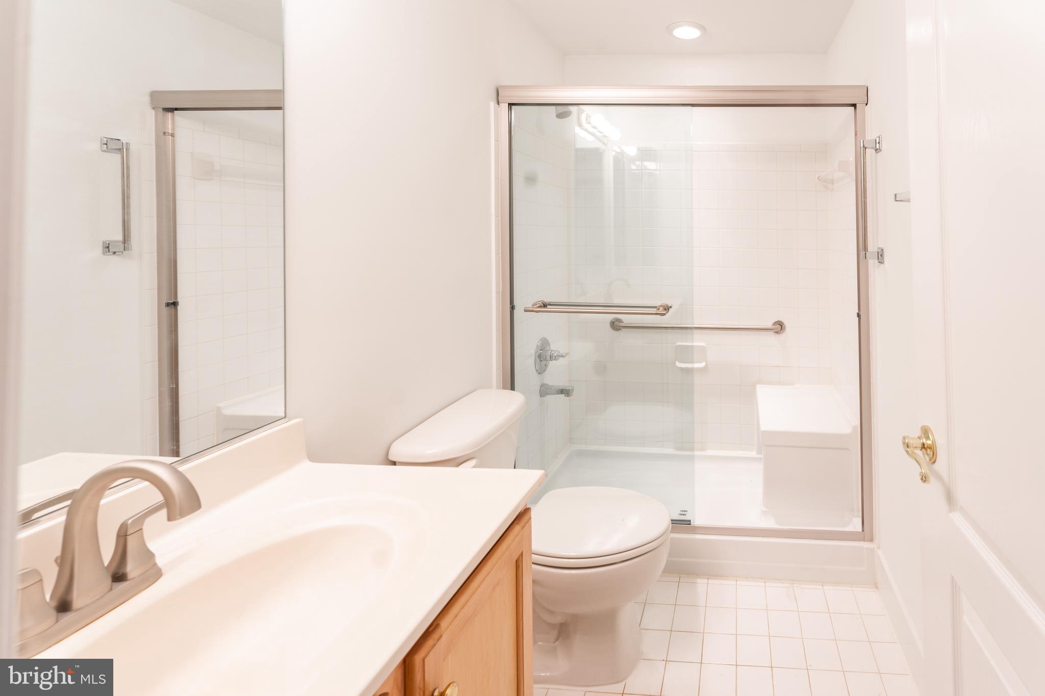 HEARTHSTONE COURTS - Residential