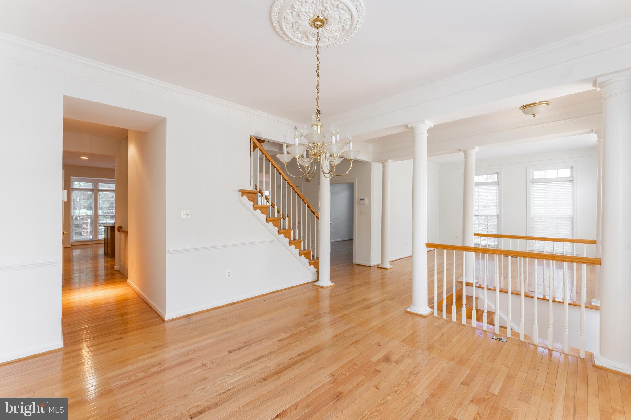 HEARTHSTONE COURTS - Residential