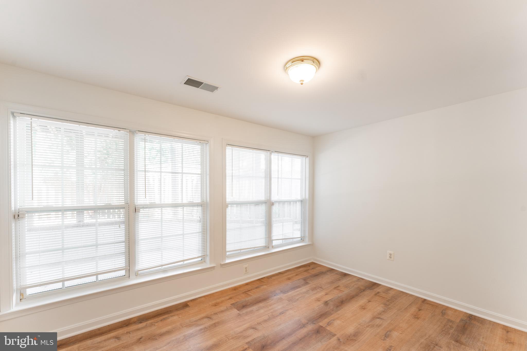 HEARTHSTONE COURTS - Residential