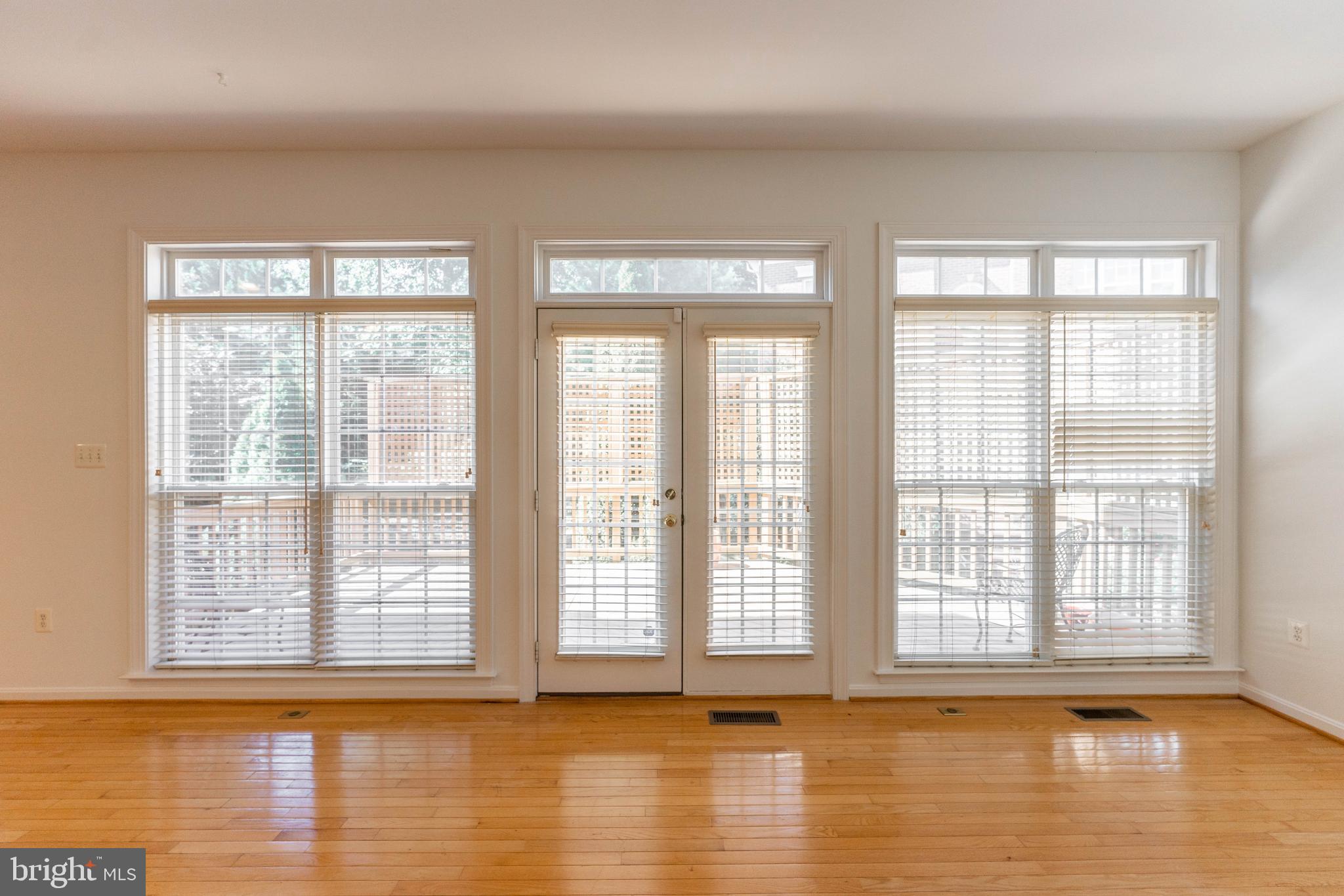 HEARTHSTONE COURTS - Residential