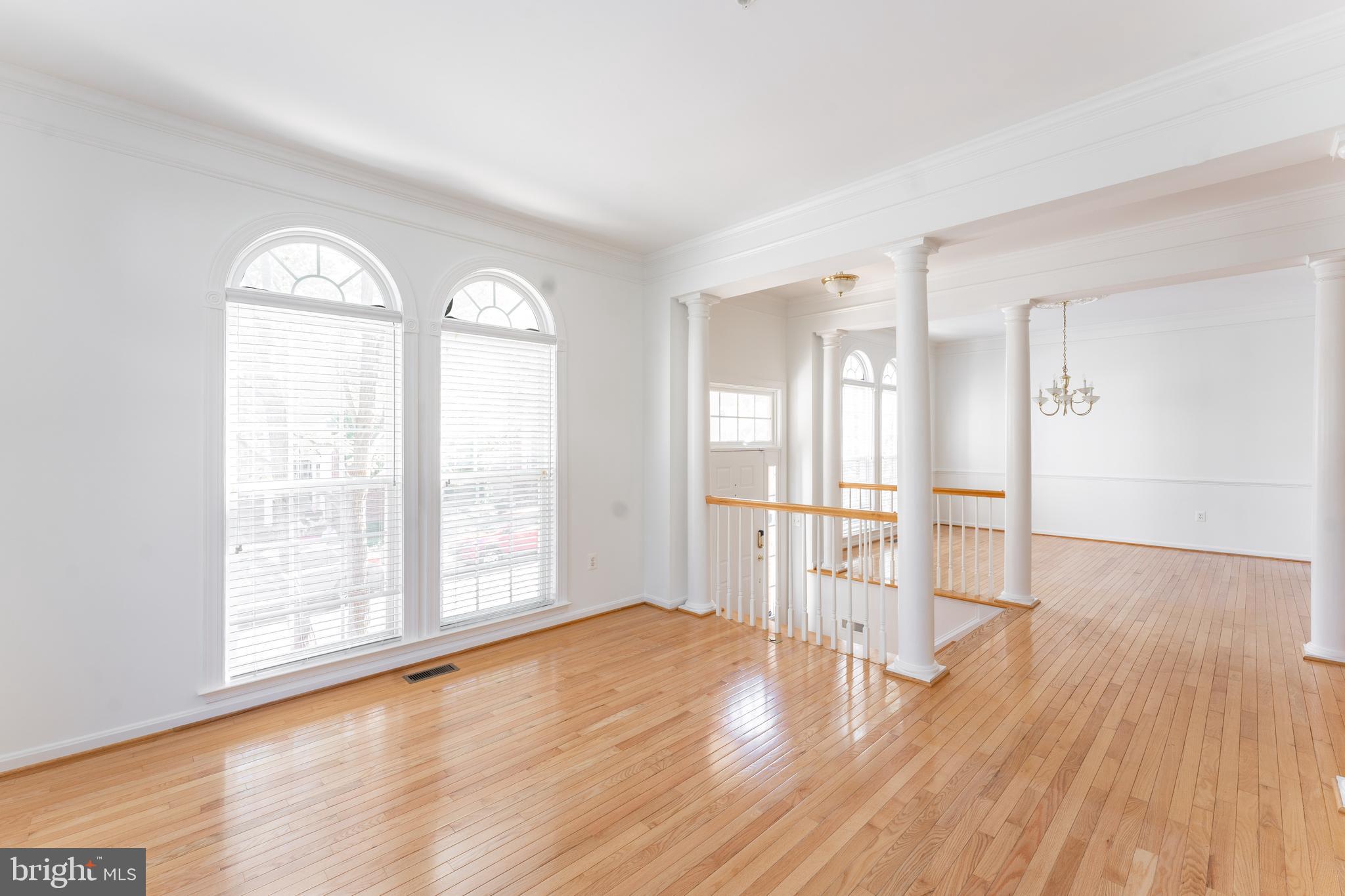 HEARTHSTONE COURTS - Residential