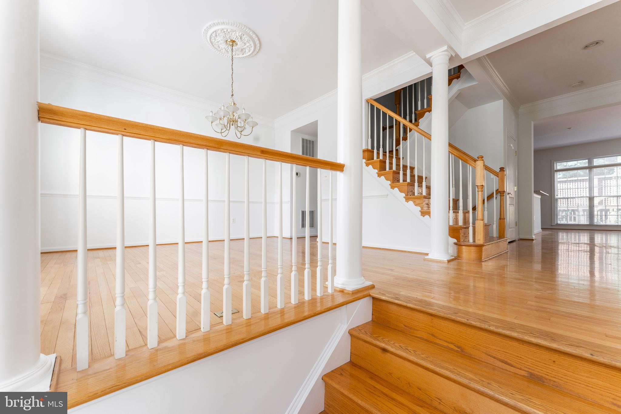 HEARTHSTONE COURTS - Residential