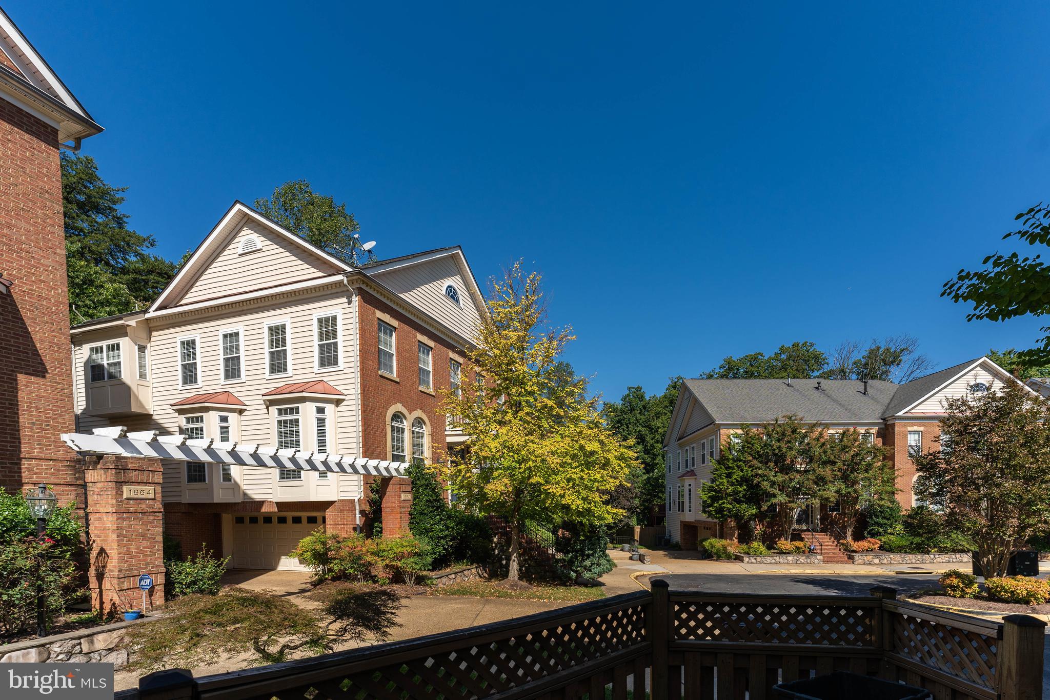 HEARTHSTONE COURTS - Residential