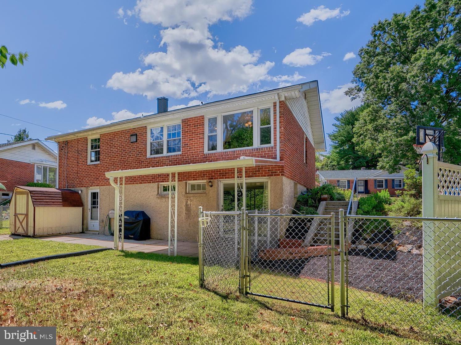 PERRING PARK - Residential