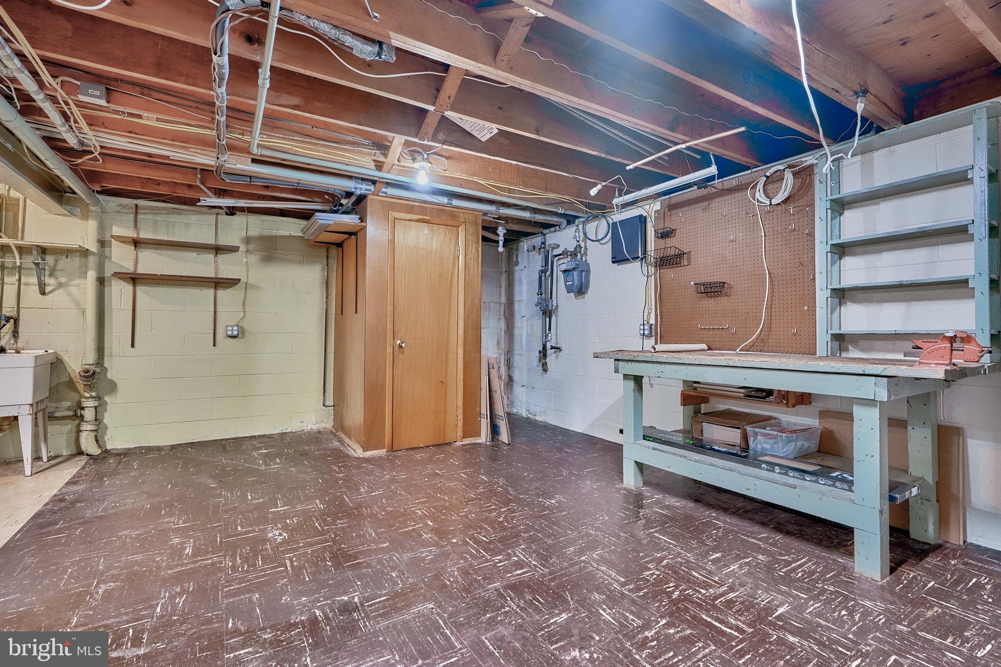 PERRING PARK - Residential