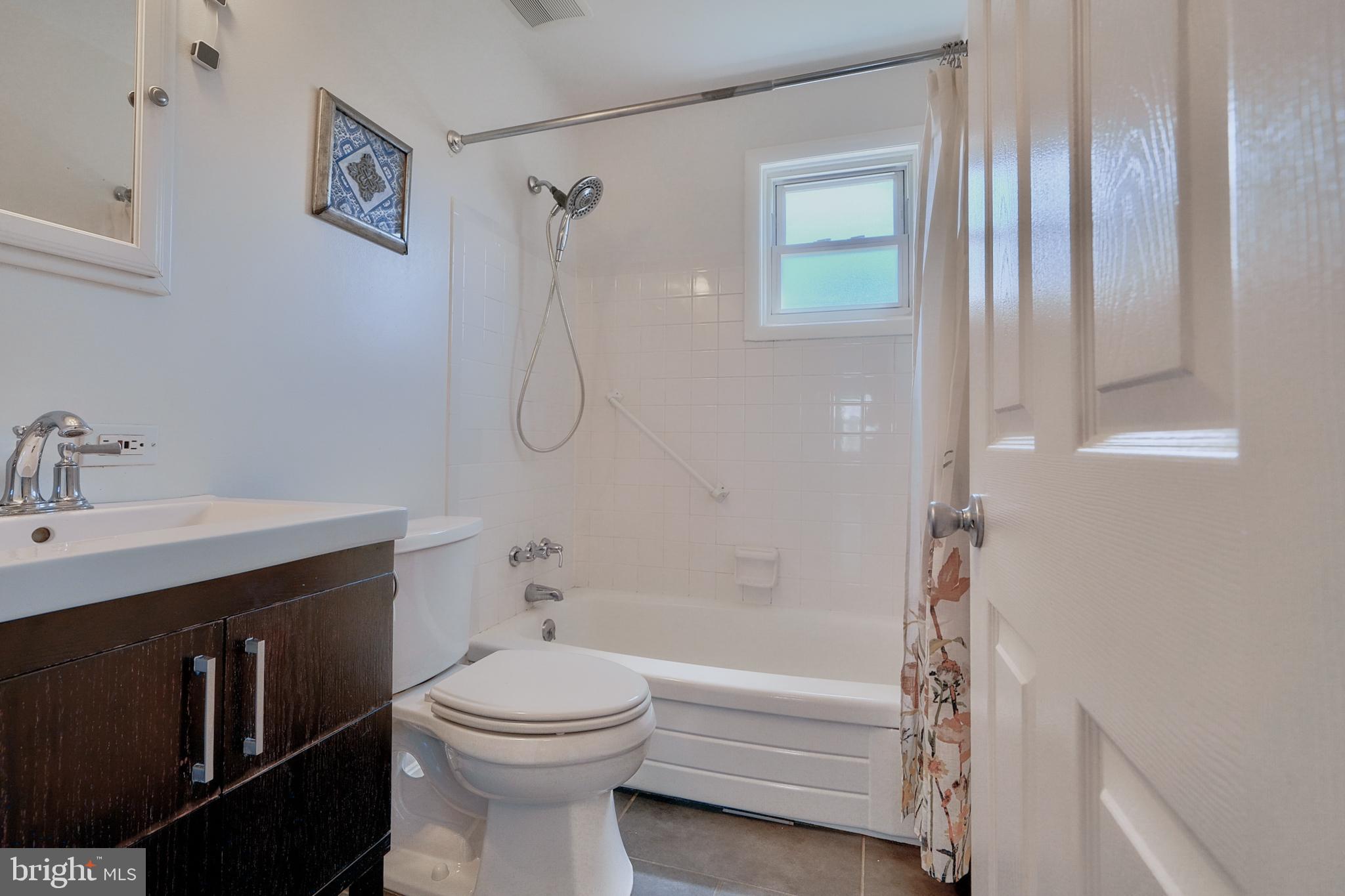 PERRING PARK - Residential