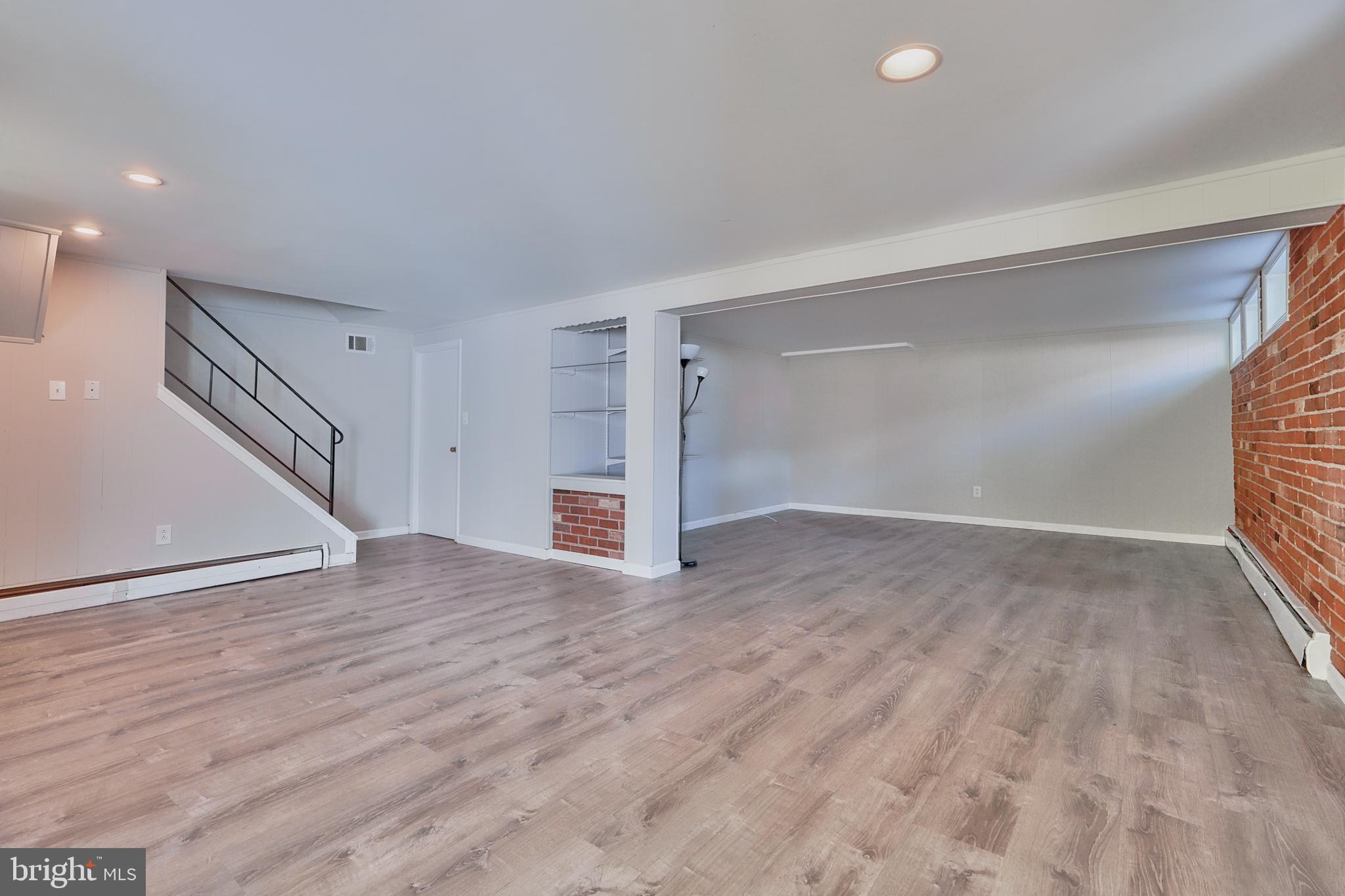 PERRING PARK - Residential