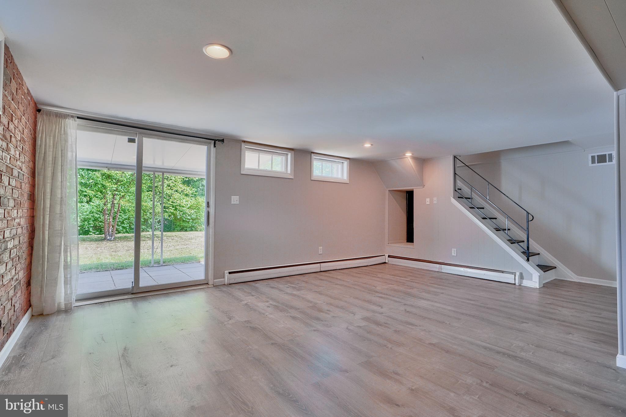 PERRING PARK - Residential