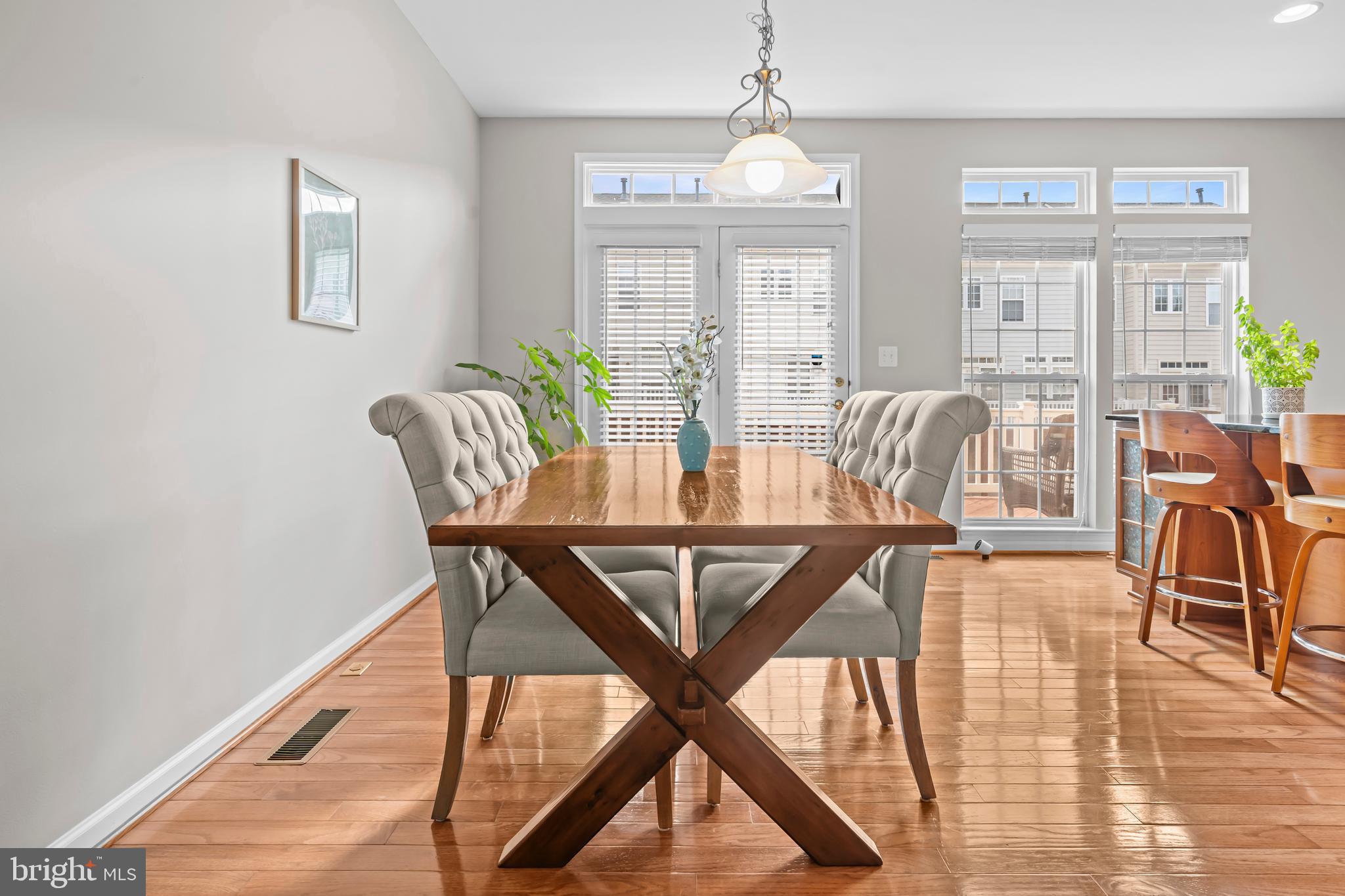 POTOMAC CLUB - Residential Lease