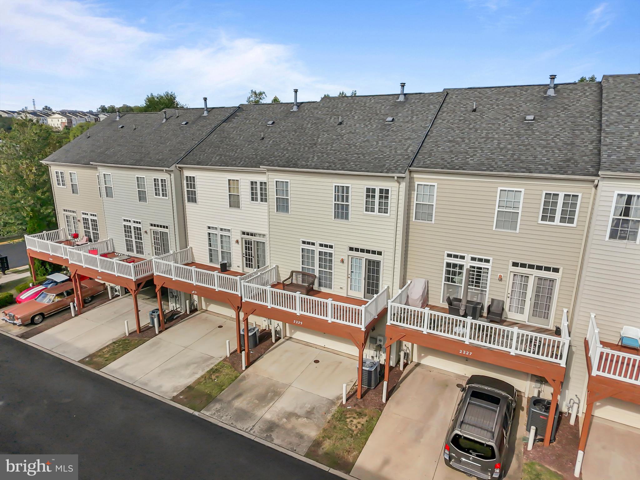 POTOMAC CLUB - Residential Lease