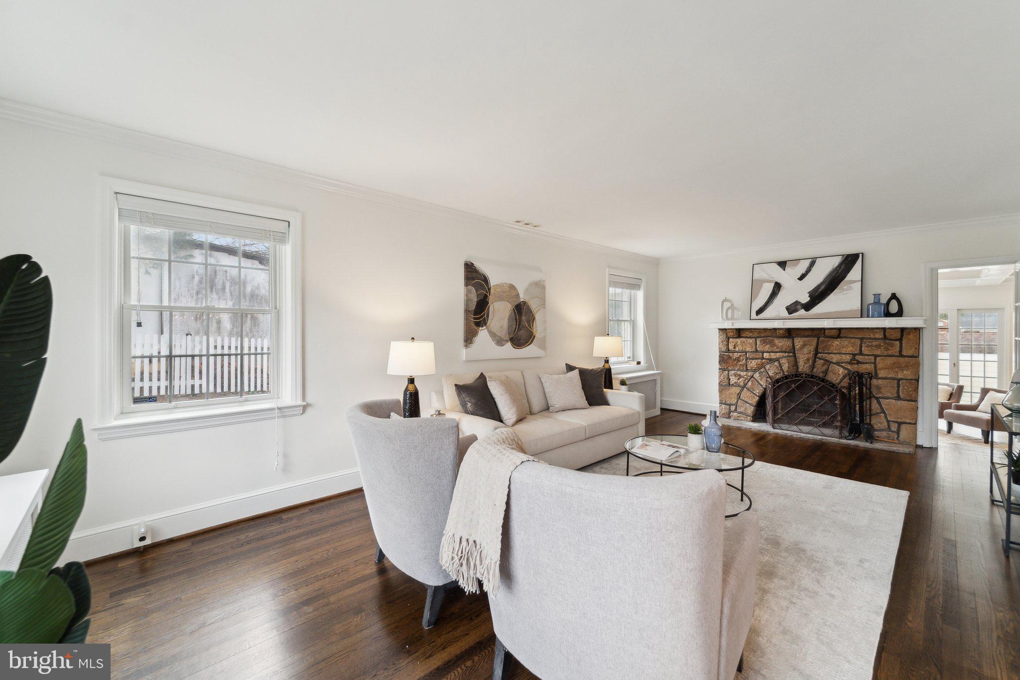 EAST FALLS CHURCH - Residential