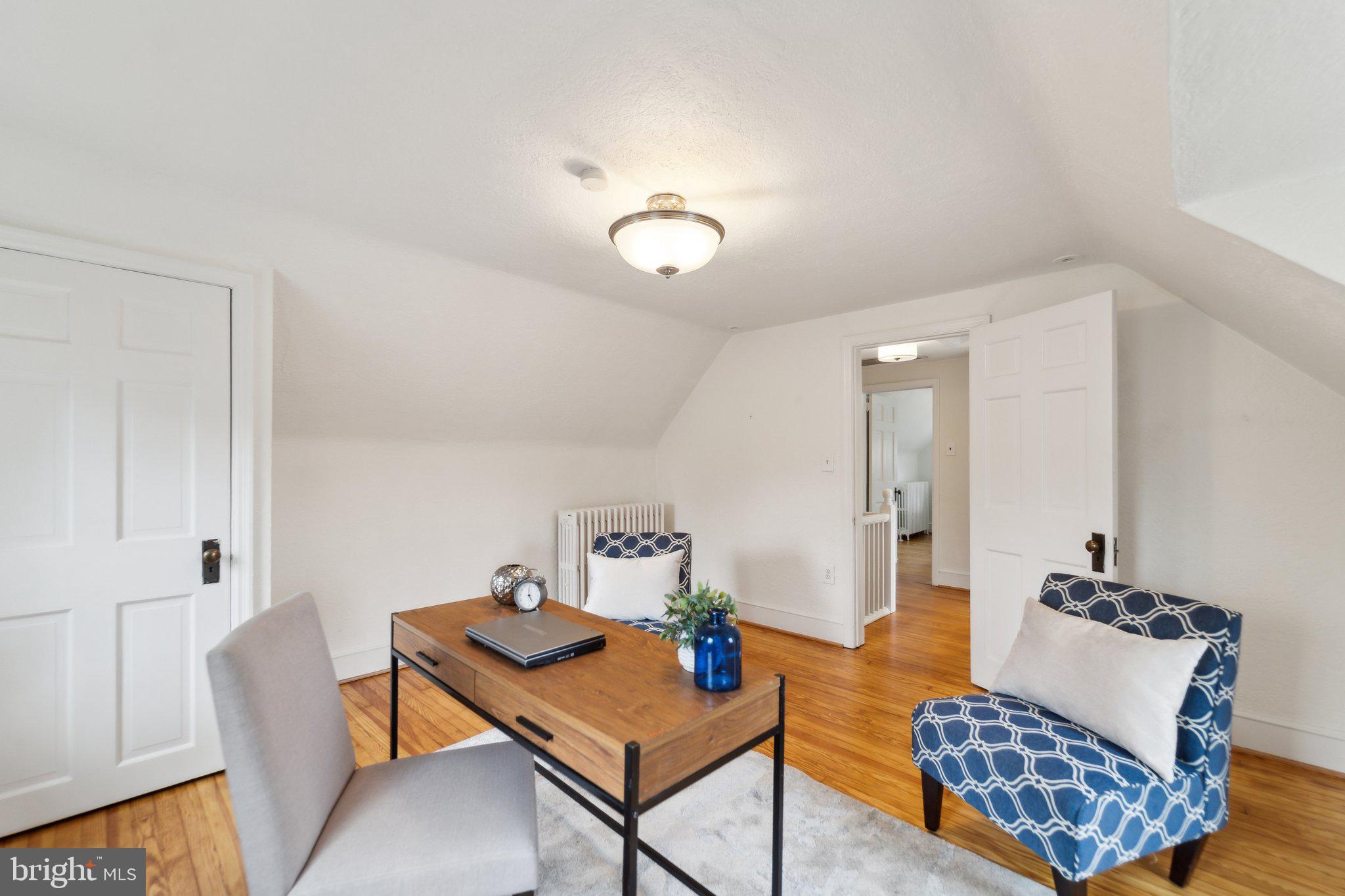 EAST FALLS CHURCH - Residential