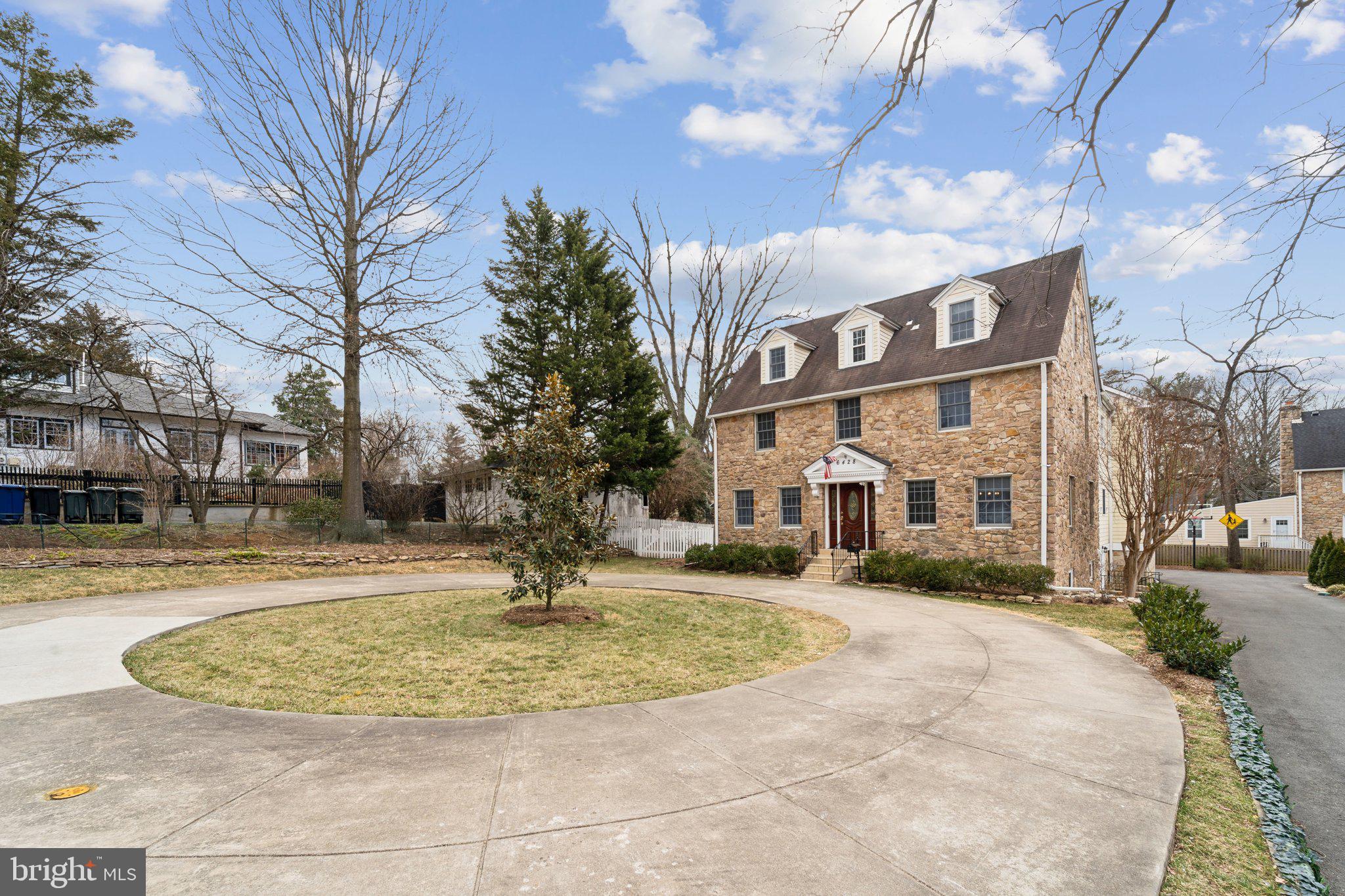 EAST FALLS CHURCH - Residential