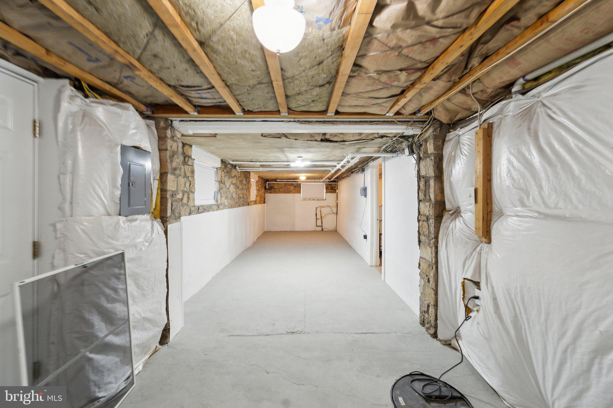 EAST FALLS CHURCH - Residential