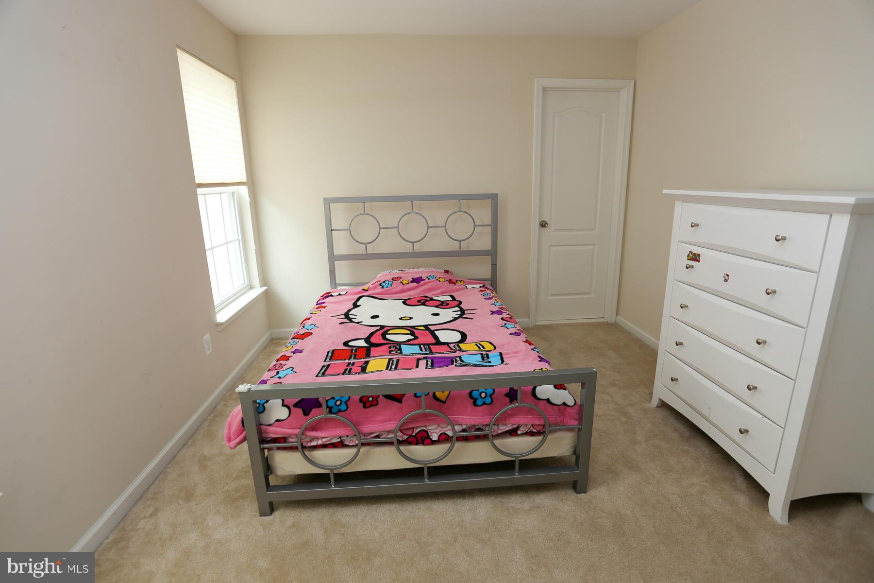 BARNES - Residential