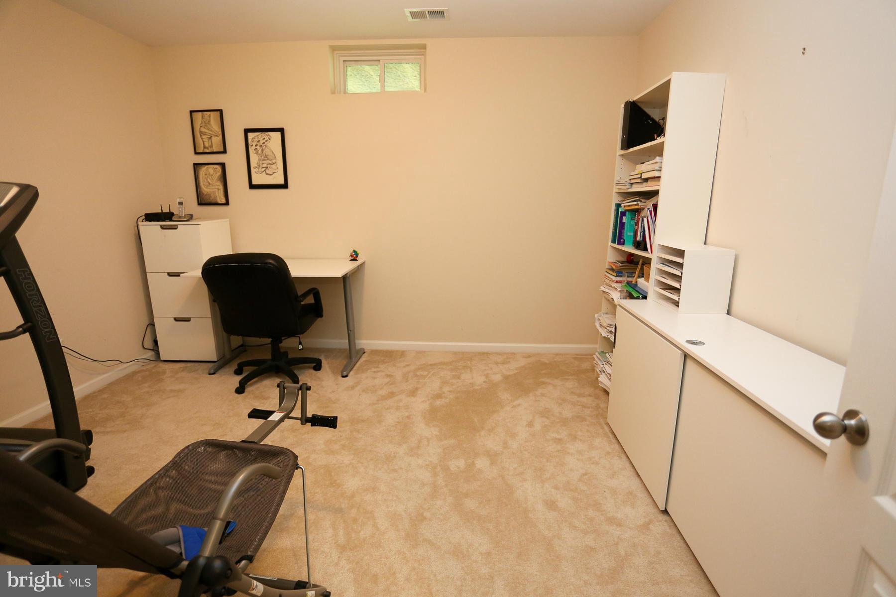 BARNES - Residential