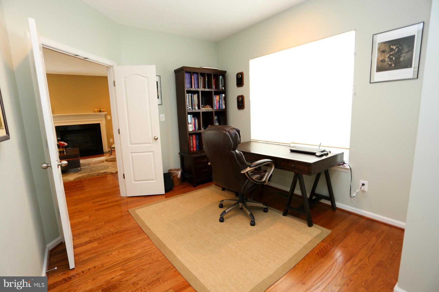 BARNES - Residential