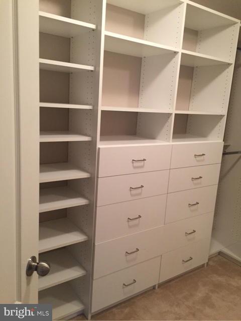 BARNES - Residential