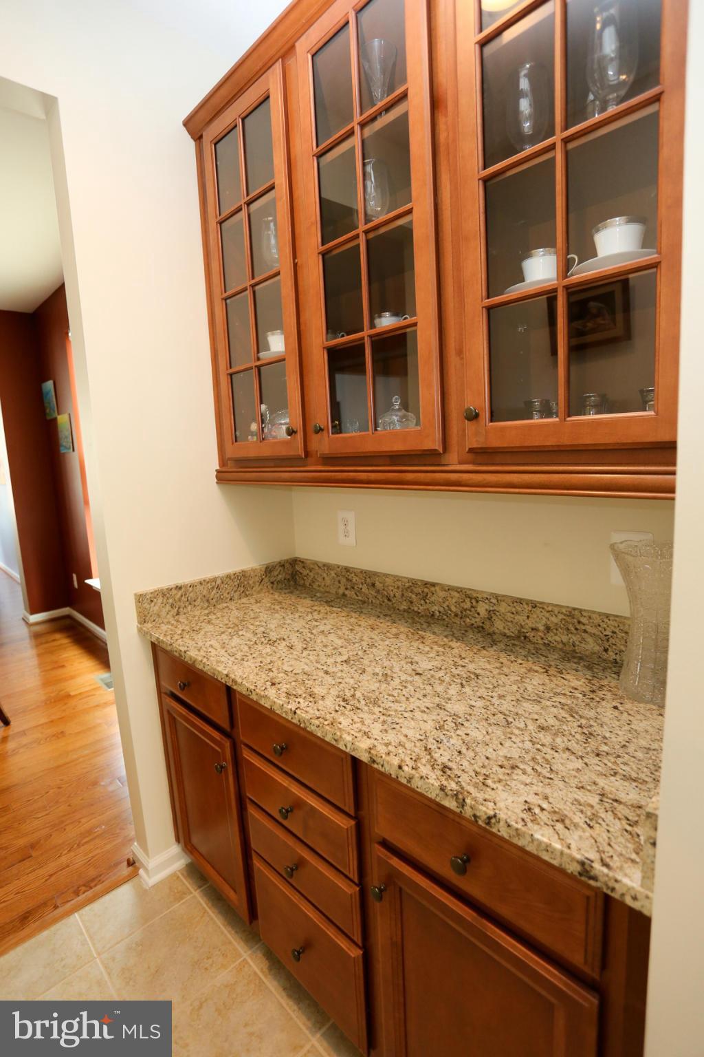 BARNES - Residential