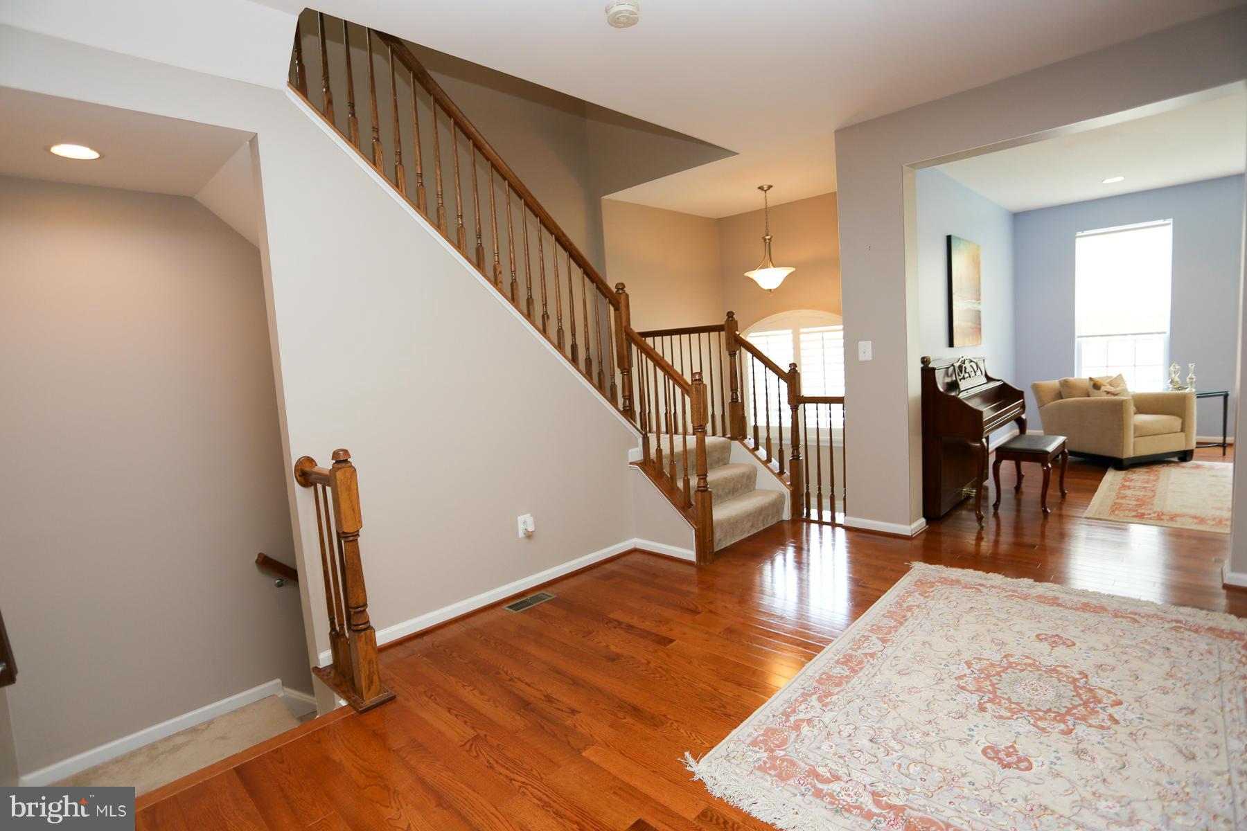 BARNES - Residential