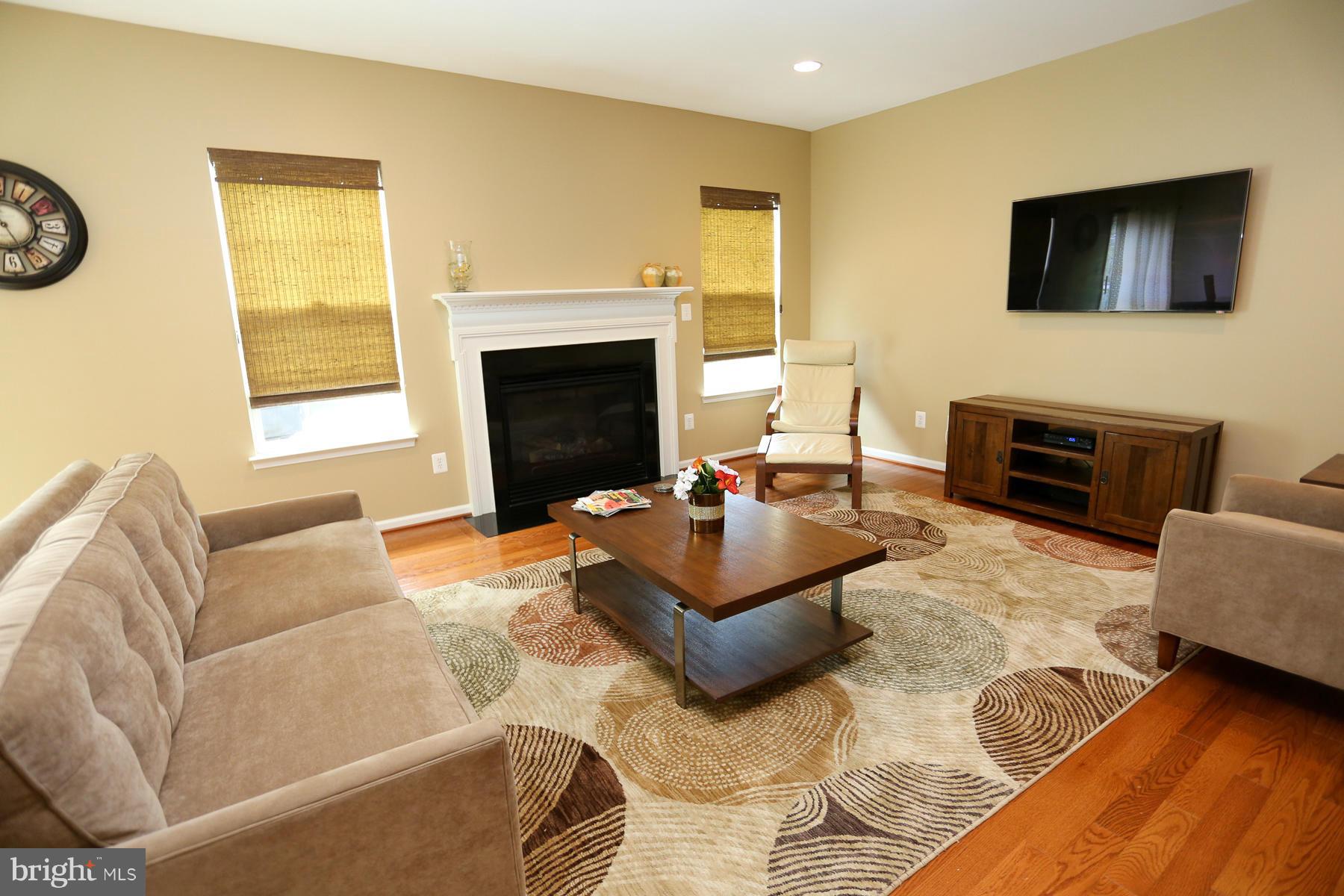 BARNES - Residential