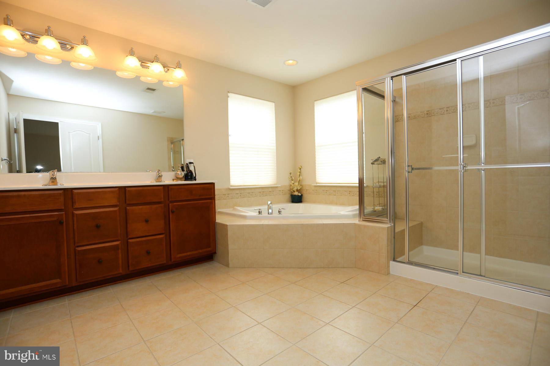 BARNES - Residential